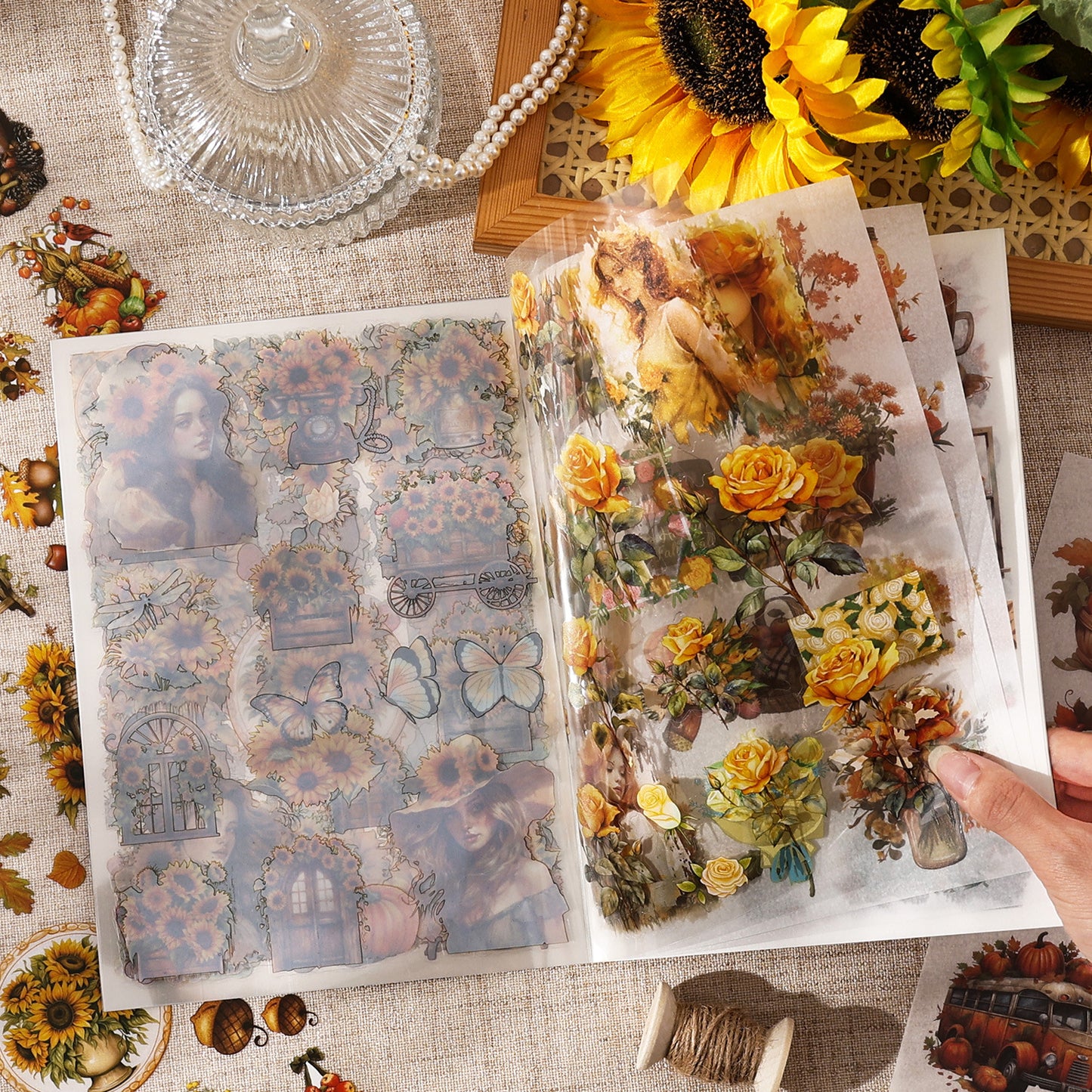 Sticker Book---Vintage Character Theme《Memory Lane Collection》