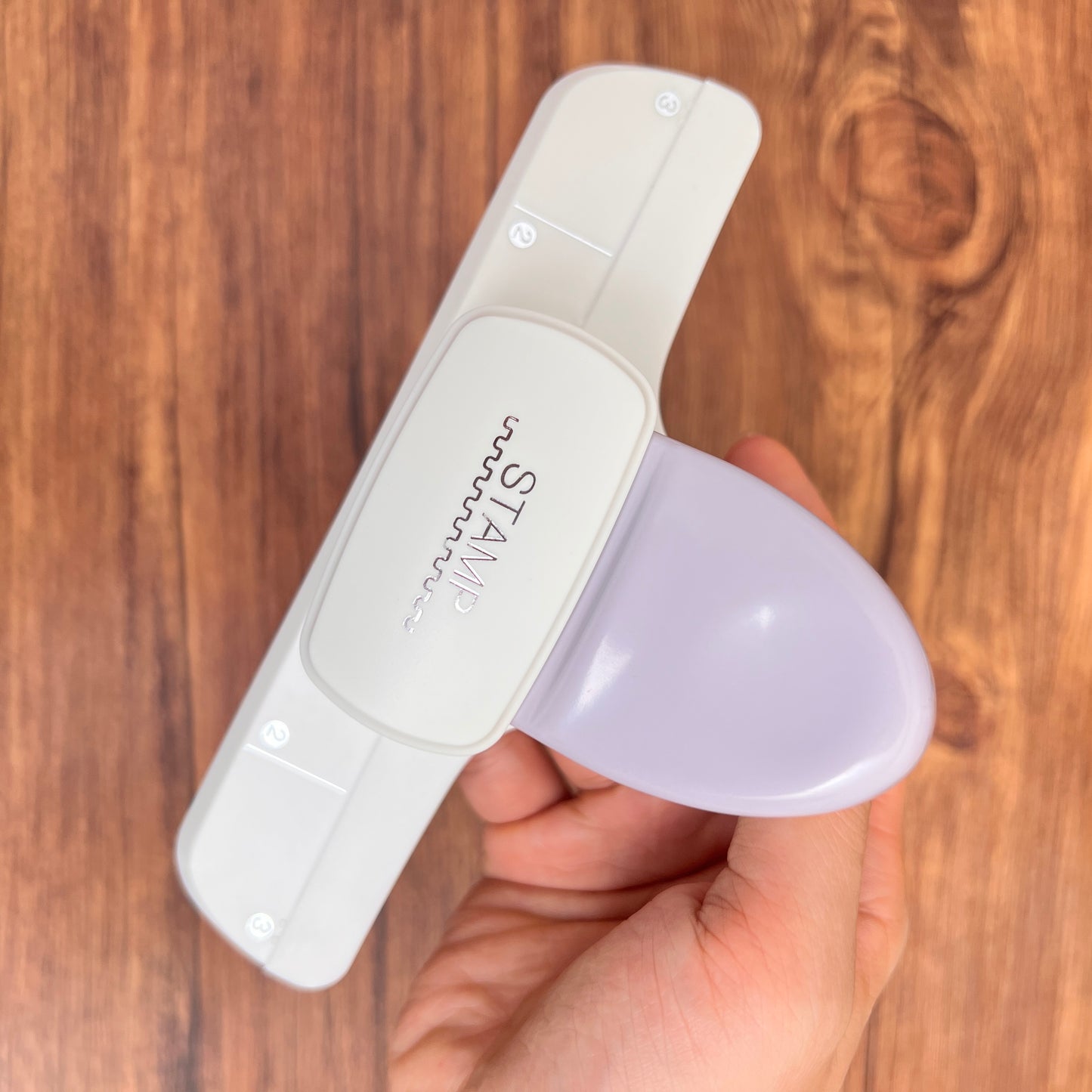 Large Size Stamp Embosser Edge Pattern